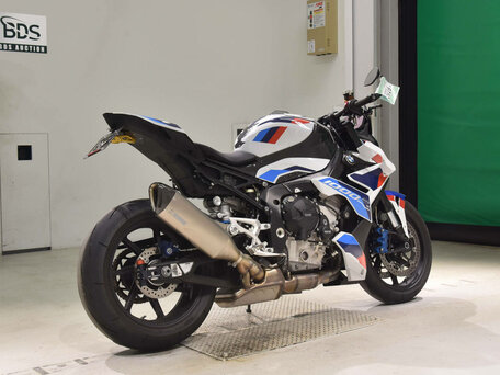 2023 BMW M 1000 R, белый, 1870000 рублей, вид 5