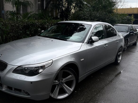 2003 BMW 5 серии 520i V (E60/E61), серебристый, 900000 рублей - вид 6