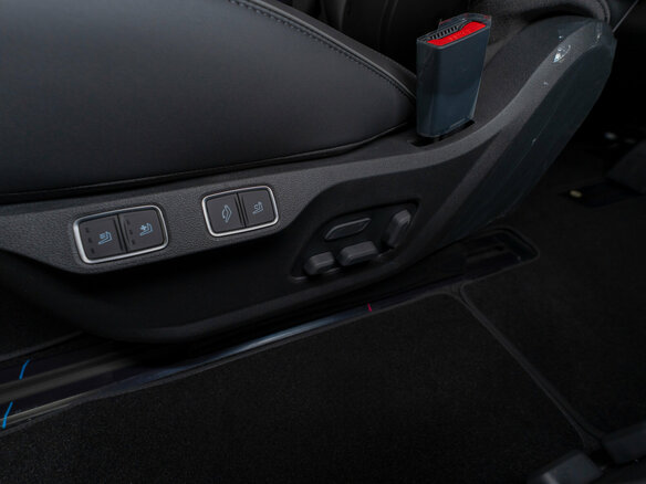 2026 Hyundai Staria I, чёрный, 9700000 рублей - вид 15