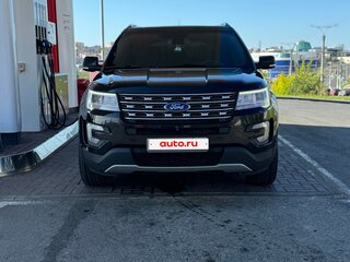 2017 Ford Explorer V Рестайлинг, чёрный, 2600000 рублей, вид 3