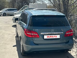 2012 Mercedes-Benz B-Класс 180 II (W246), синий, 1100000 рублей, вид 3
