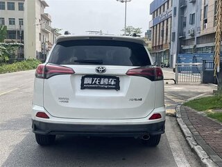 2019 Toyota RAV4 IV (XA40) Рестайлинг, белый, 1960000 рублей, вид 5
