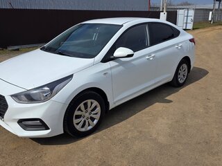 2018 Hyundai Solaris II, белый, 1180000 рублей, вид 2