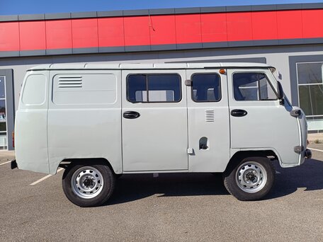 2014 УАЗ 3909, серебристый, 395000 рублей, вид 3