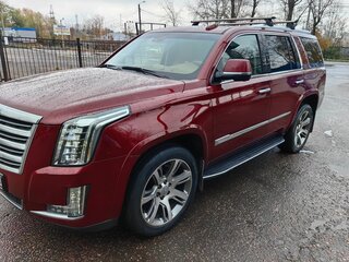 2016 Cadillac Escalade IV, красный, 3500000 рублей, вид 1