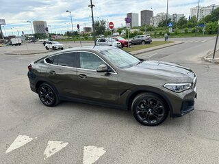2020 BMW X6 40i III (G06), зелёный, 6190000 рублей, вид 4