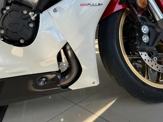 2022 Yamaha YZF-R1, белый, 2299000 рублей, вид 3