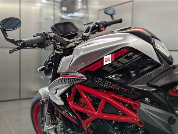 2021 MV Agusta Dragster 800, серый, 1700000 рублей - вид 16