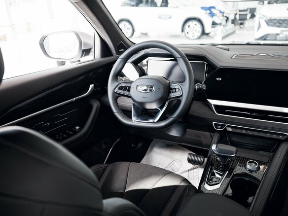 2026 Geely Monjaro I, серебристый, 4954990 рублей - вид 20