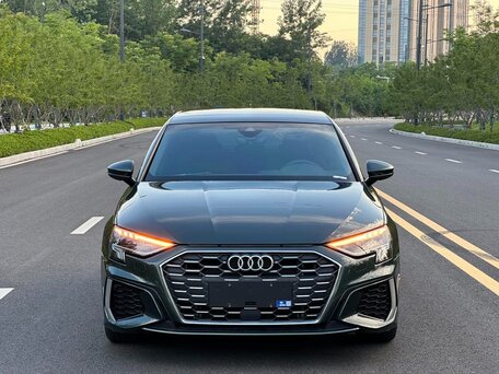 2022 Audi A3 Sportback 35 TFSI IV (8Y), зелёный, 1655000 рублей, вид 2