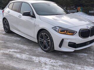 2022 BMW 1 серии 118i III (F40), белый, 2150000 рублей, вид 5