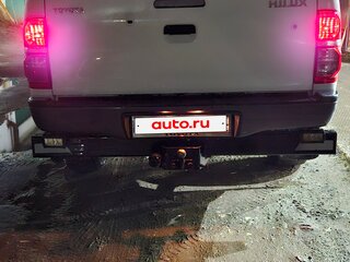 2012 Toyota Hilux VII Рестайлинг, белый, 2130000 рублей, вид 2