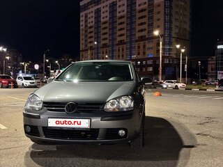 2007 Volkswagen Golf V, серый, 725000 рублей, вид 2