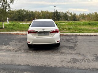 2013 Toyota Corolla XI (E160, E170, E180), белый, 950000 рублей, вид 3