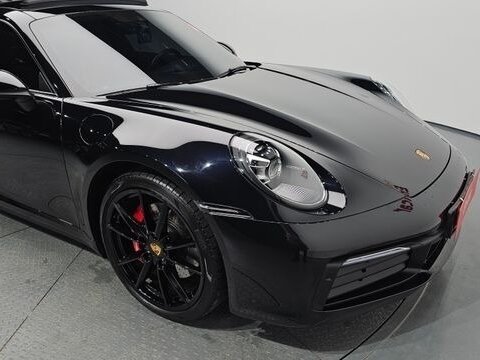 2022 Porsche 911 Carrera 4S VIII (992), чёрный - вид 1