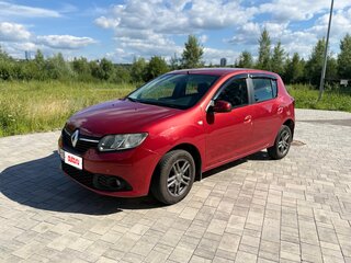 2014 Renault Sandero II, красный, 550000 рублей, вид 1