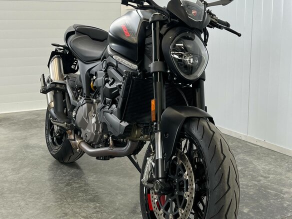 2023 Ducati Monster 937, чёрный, 1099000 рублей - вид 5