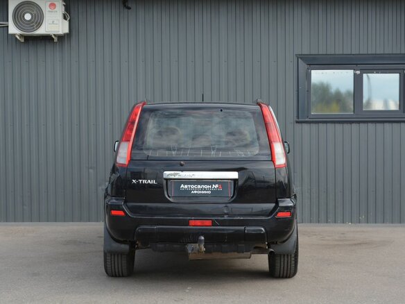 2002 Nissan X-Trail I, чёрный - вид 4