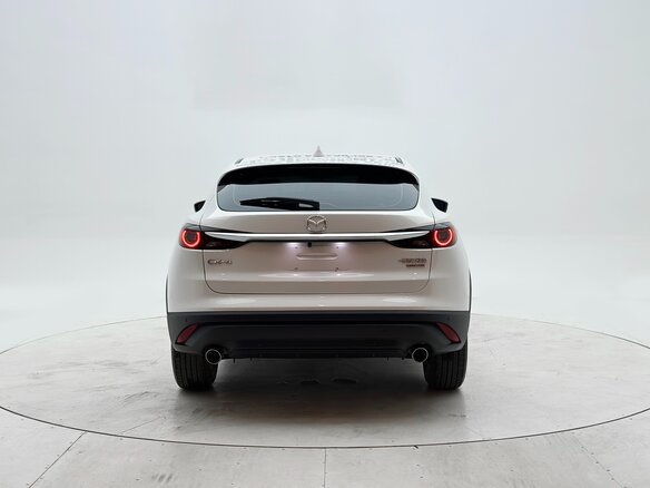 2023 Mazda CX-4 I Рестайлинг, белый - вид 4