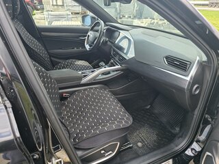 2024 Geely Tugella I Рестайлинг, чёрный, 3000000 рублей, вид 5