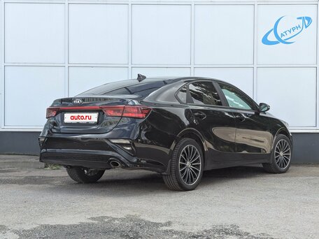 2019 Kia Cerato IV, чёрный, 1695000 рублей, вид 5