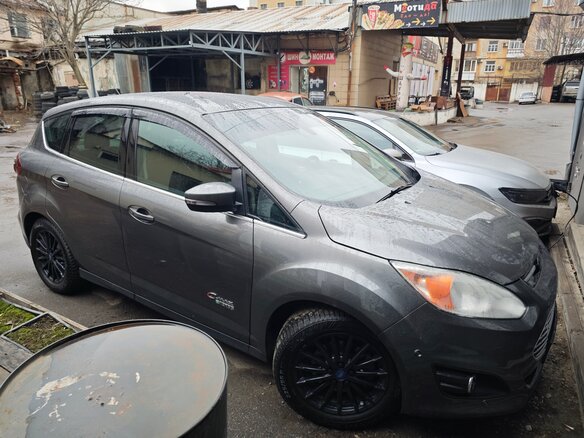 2012 Ford C-MAX II, серый, 1100000 рублей - вид 12