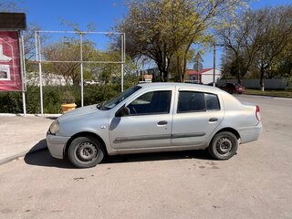 2000 Renault Clio II, серебристый, 195000 рублей, вид 4
