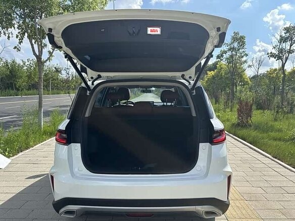 2021 Geely Vision X6 II Рестайлинг 2, белый - вид 18