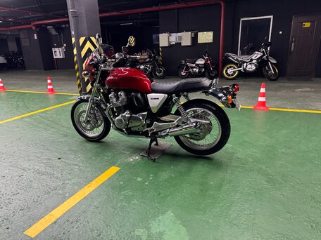 2017 Honda CB 1100, красный, 1250000 рублей, вид 5