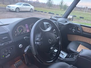 2011 Mercedes-Benz G-Класс 500 II (W463) Рестайлинг 2, серый, 8490000 рублей, вид 4