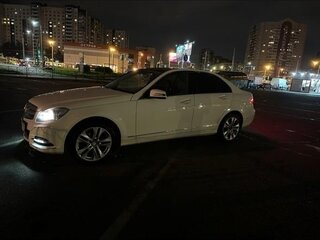 2013 Mercedes-Benz C-Класс 250 III (W204) Рестайлинг, белый, 1300000 рублей, вид 3