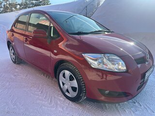 2008 Toyota Auris I, красный, 745000 рублей, вид 5