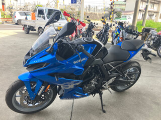 2026 Suzuki GSX-8R, синий, 900000 рублей, вид 2