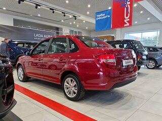 2025 Lada (ВАЗ) Granta I Рестайлинг, красный, 1099000 рублей, вид 4