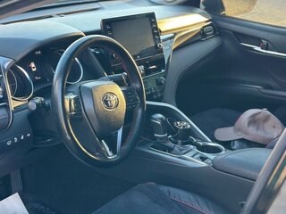 2021 Toyota Camry VIII (XV70) Рестайлинг, чёрный, 3500000 рублей, вид 3