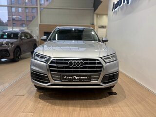 2019 Audi Q5 II (FY), серебристый, 3899000 рублей, вид 2