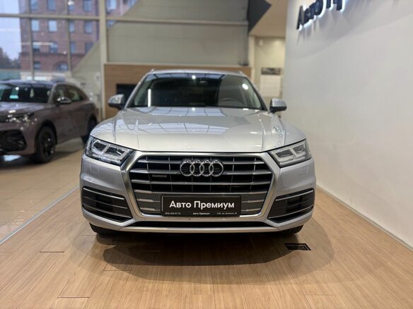 2019 Audi Q5 II (FY), серебристый, 3899000 рублей - вид 1