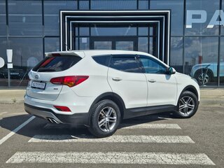 2015 Hyundai Santa Fe III Рестайлинг, белый, 1637000 рублей, вид 4