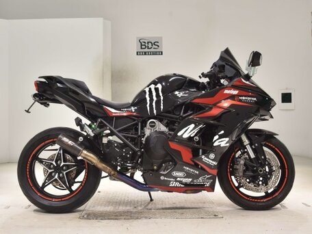 2018 Kawasaki Ninja H2 SX, чёрный, 1157000 рублей, вид 2