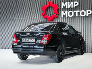 2014 Chevrolet Aveo II, чёрный, 770000 рублей, вид 4