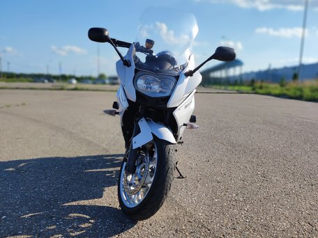 2015 BMW F 800 GT, белый, 600000 рублей, вид 3