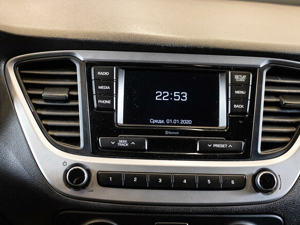 2018 Hyundai Solaris II, белый, 1175000 рублей - вид 16