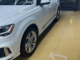 2020 Audi Q7 45 TFSI II (4M) Рестайлинг, белый, 4950000 рублей, вид 1