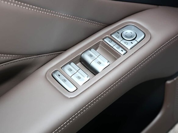 2026 Wuling Starlight 730, серебристый, 2430000 рублей - вид 17