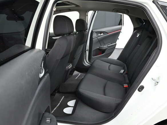 2018 Honda Civic X, белый, 1399000 рублей - вид 13