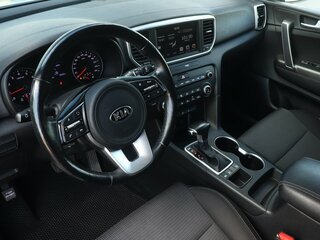 2020 Kia Sportage IV Рестайлинг, серебристый, 1981000 рублей, вид 5