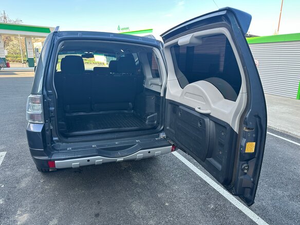 2008 Mitsubishi Pajero IV, серый, 1390000 рублей - вид 14