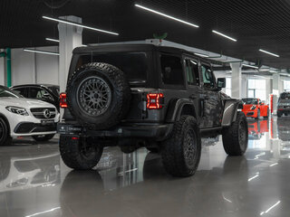 2020 Jeep Wrangler IV (JL), чёрный, 5100000 рублей, вид 4