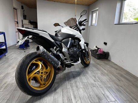 2009 Honda CB 1000R, белый, 610000 рублей, вид 3