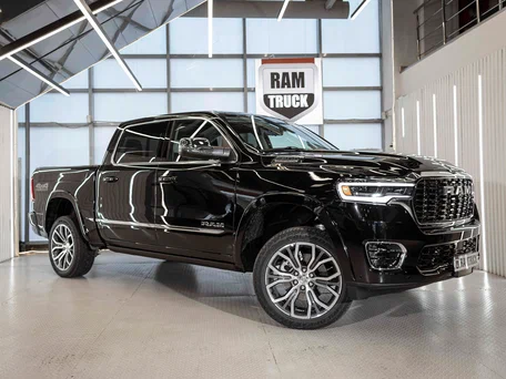 2026 Ram 1500 Crew Cab V Рестайлинг, чёрный, 11485801 рублей, вид 1